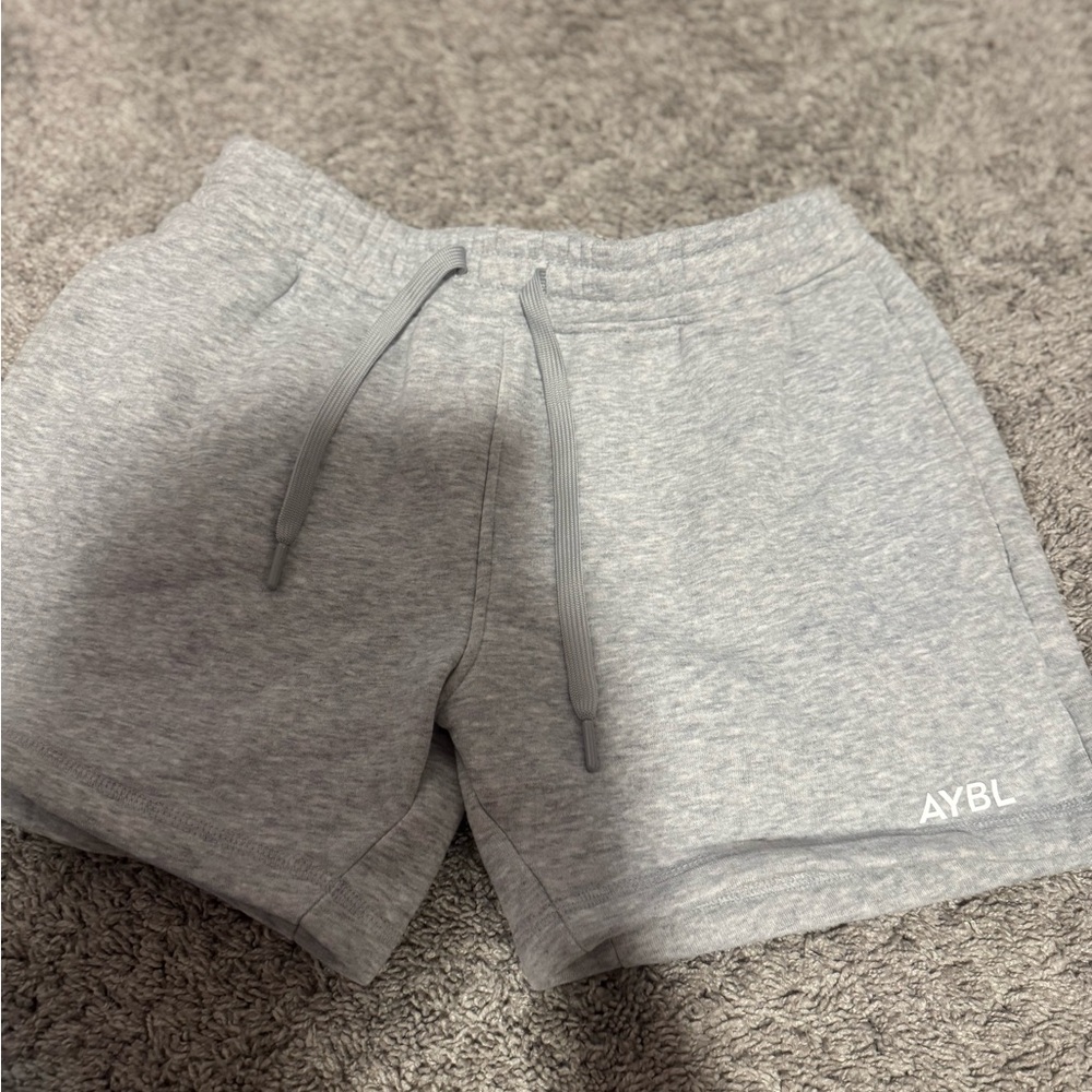 Men’s Aybl sweat shorts size small black